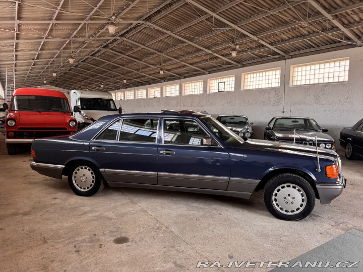 Mercedes-Benz 560 W126 560 SEL 1988