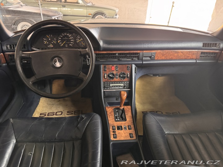 Mercedes-Benz 560 W126 560 SEL 1988