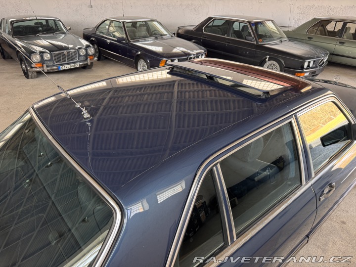 Mercedes-Benz 560 W126 560 SEL 1988