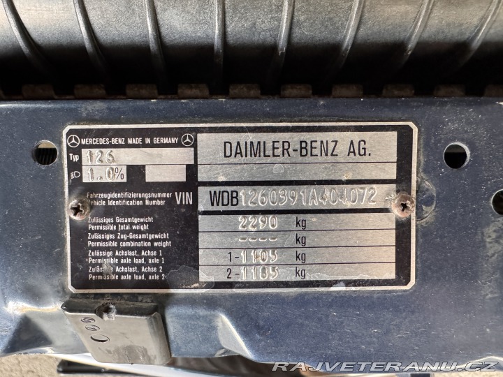 Mercedes-Benz 560 W126 560 SEL 1988