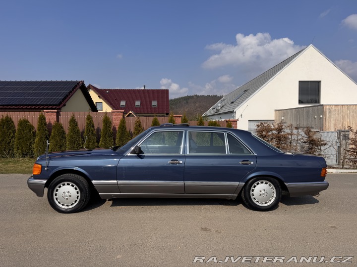 Mercedes-Benz 560 W126 560 SEL 1988