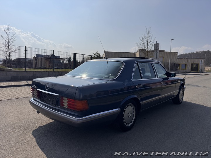 Mercedes-Benz 560 W126 560 SEL 1988