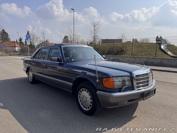 Mercedes-Benz 560 W126 560 SEL 1988
