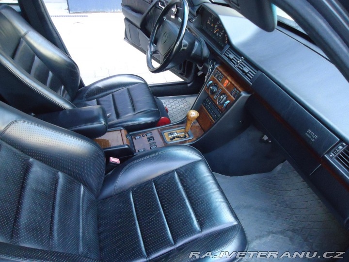Mercedes-Benz E E500 1991