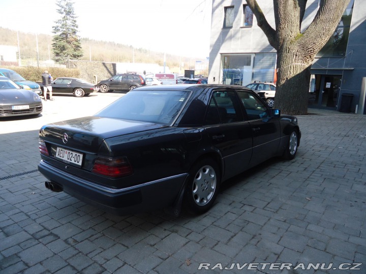 Mercedes-Benz E E500 1991