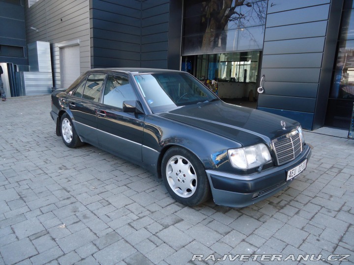 Mercedes-Benz E E500 1991