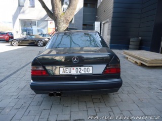Mercedes-Benz E E500 1991