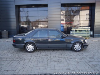 Mercedes-Benz E E500 1991