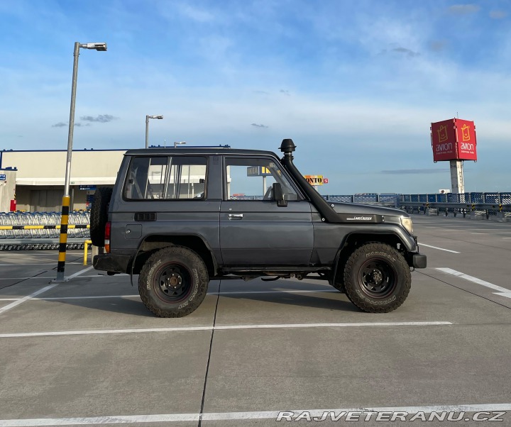 Toyota Land Cruiser LJ70 1992