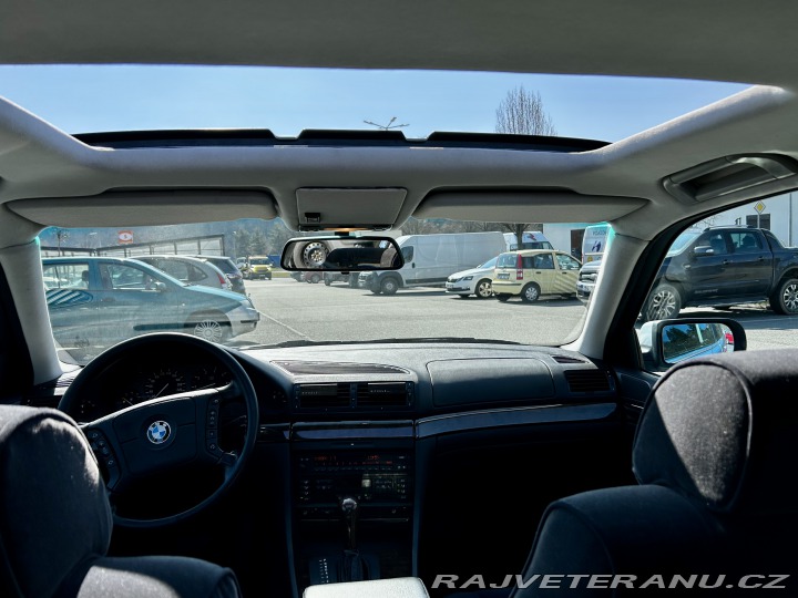 BMW 7 E38 730i 1994
