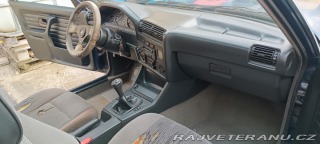 BMW 3 316i / e30 / 4dv 1990