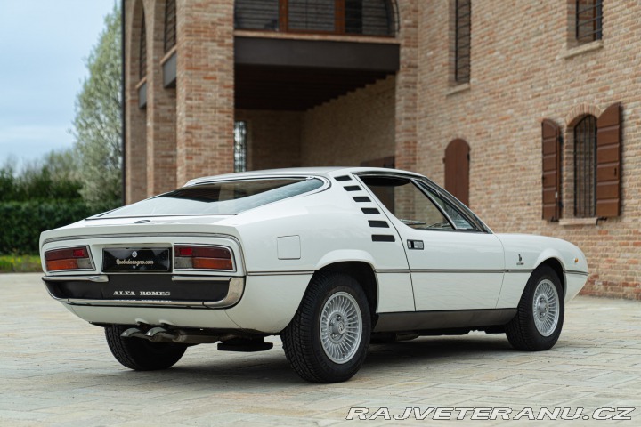 Alfa Romeo Montreal 1972