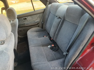 Nissan Ostatní modely Stanza 2.4i 12V 1991