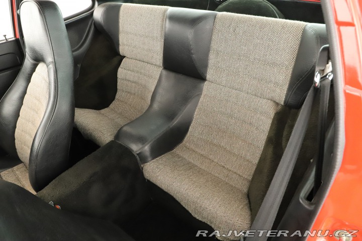Porsche 924 1977