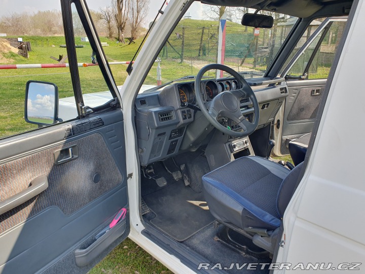 Mitsubishi Pajero 1990