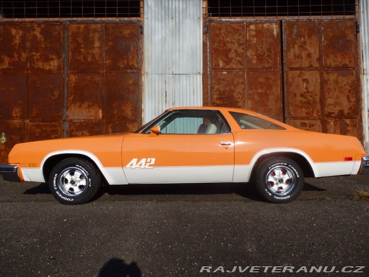 Oldsmobile 442 1976
