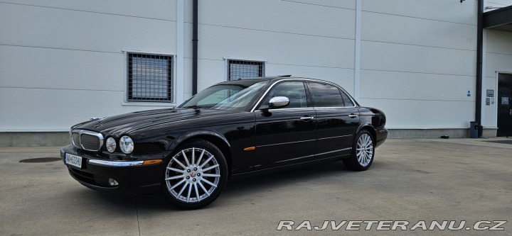 Jaguar XJ XJ 8 L 4.2 V8 2005