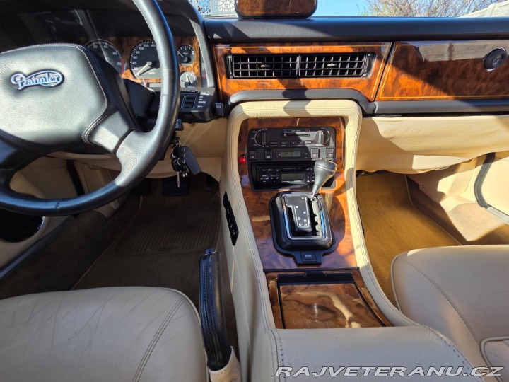 Jaguar XJ 40 Daimler 1990
