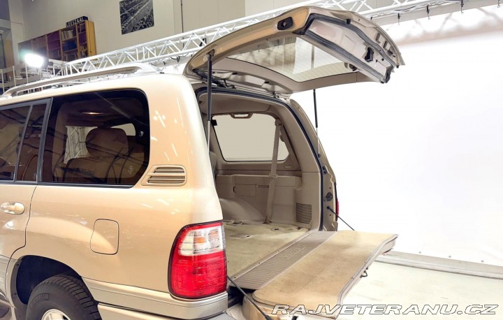 Lexus Ostatní modely LX470-4.7i-V8- RESERVÉ 2000