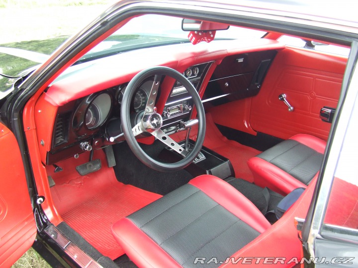 Ford Mustang Fastback 5x skladem 1968