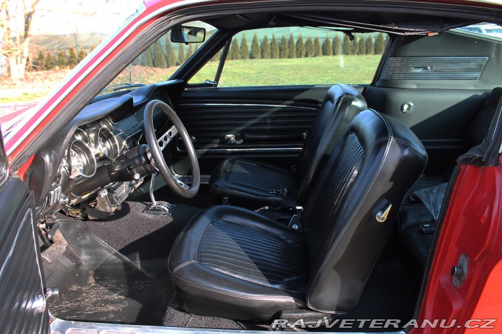 Ford Mustang Fastback 5x skladem 1968