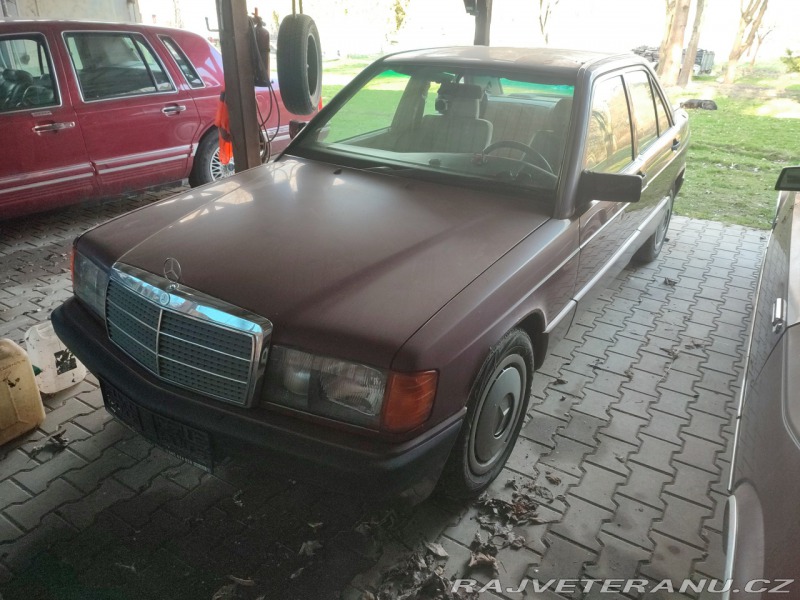 Mercedes-Benz 190 
