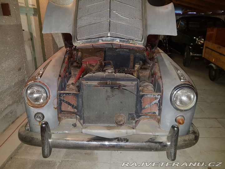 Mercedes-Benz 220 W219 1958