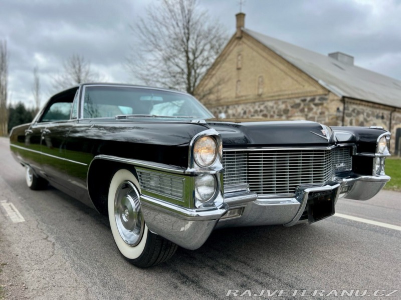 Cadillac Ostatní modely Calais Hardtop Sedan