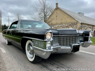 Cadillac  Calais Hardtop Sedan