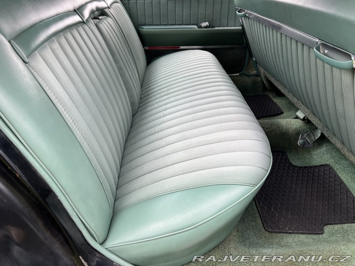 Cadillac Ostatní modely Calais Hardtop Sedan 1965
