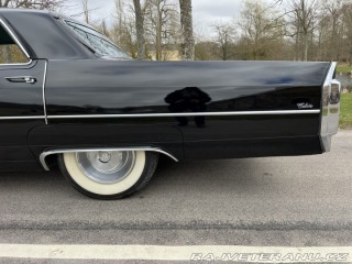 Cadillac Ostatní modely Calais Hardtop Sedan 1965