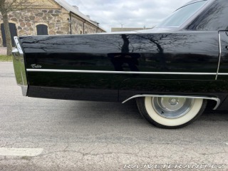 Cadillac Ostatní modely Calais Hardtop Sedan 1965