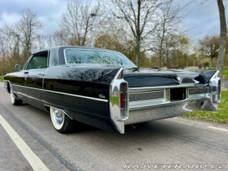 Cadillac Ostatní modely Calais Hardtop Sedan 1965