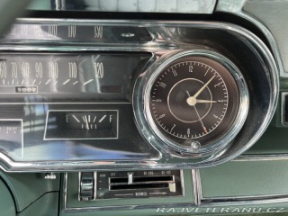 Cadillac Ostatní modely Calais Hardtop Sedan 1965