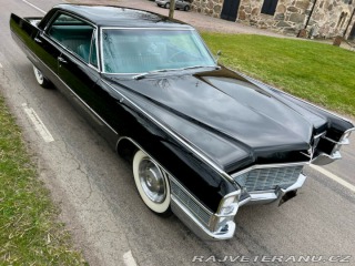 Cadillac Ostatní modely Calais Hardtop Sedan 1965