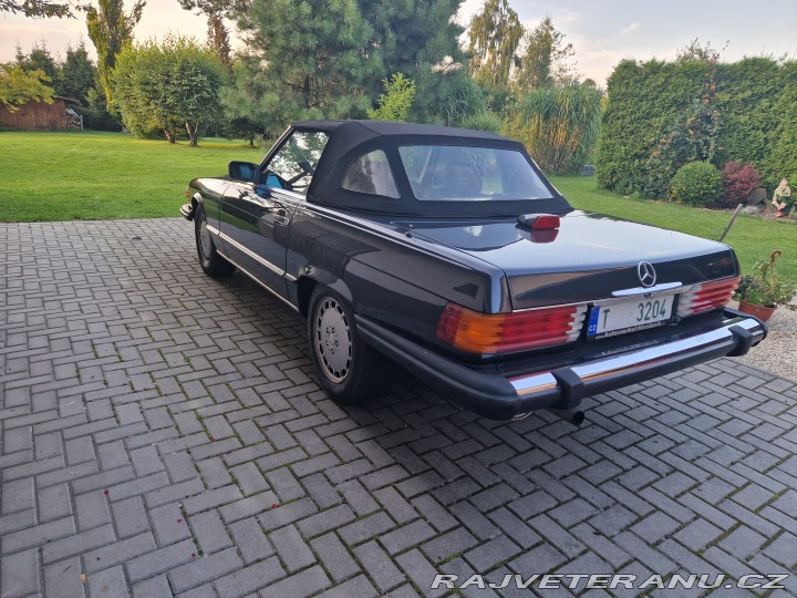 Mercedes-Benz SL SL560 1986