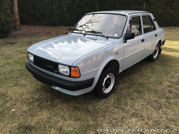 Škoda 105 1987