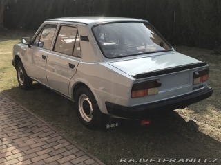 Škoda 105 1987