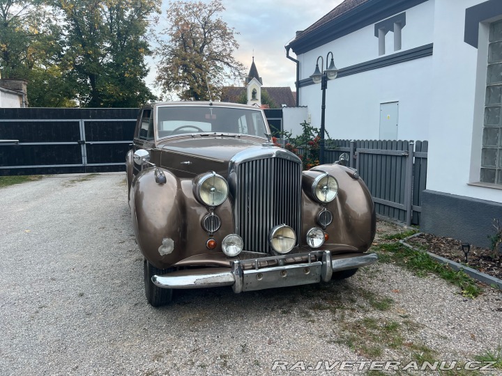 Bentley Mark VI JAMES YOUNG 1947