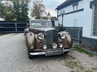 Bentley Mark VI JAMES YOUNG 1947