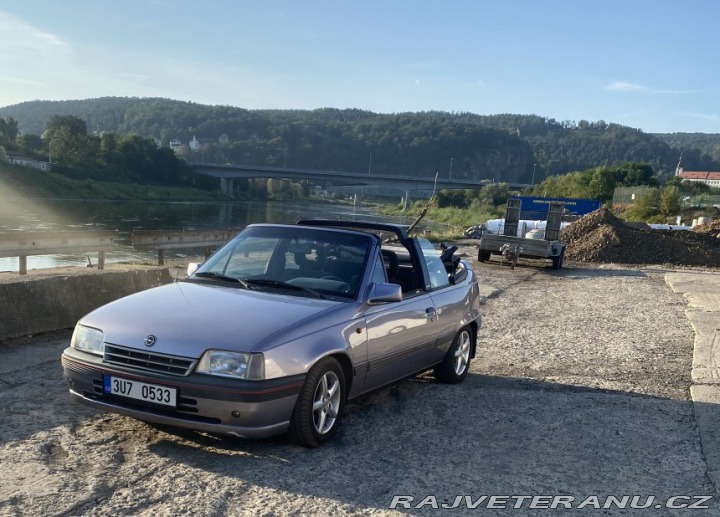 Opel Kadett  1990
