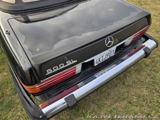 Mercedes-Benz SL 500 sl r107 1982