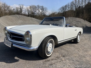 Mercedes-Benz 280 W113 1970
