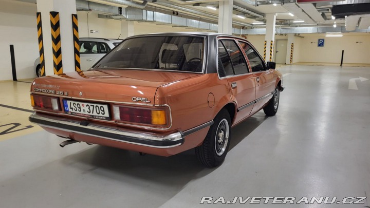Opel Commodore 2.5 6válec Rezervace 1979