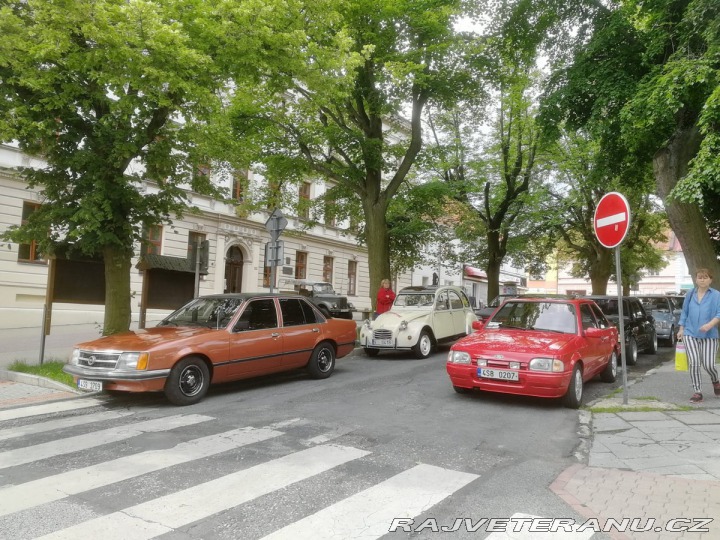 Opel Commodore 2.5 6válec Rezervace 1979