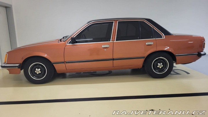 Opel Commodore 2.5 6válec Rezervace 1979