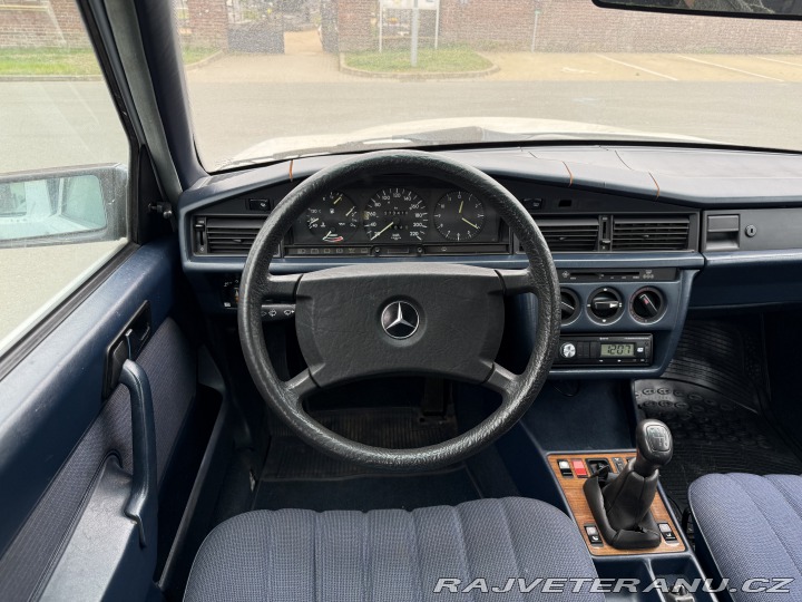 Mercedes-Benz 190 1990