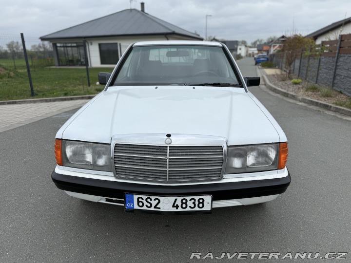 Mercedes-Benz 190 1990