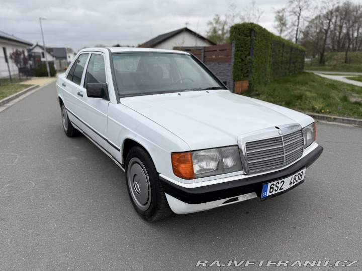 Mercedes-Benz 190 1990