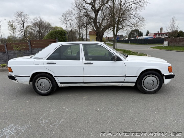 Mercedes-Benz 190 1990